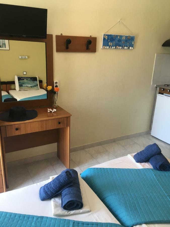 Dionisos Blue Aparthotel Dioniszíu-part Kültér fotó