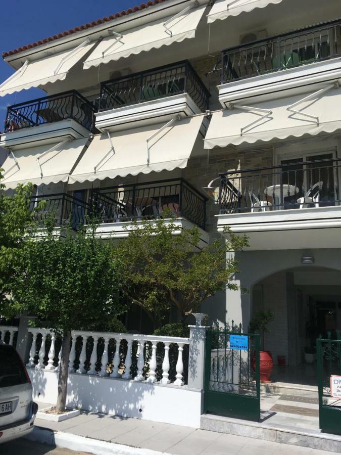 Dionisos Blue Aparthotel Dioniszíu-part Kültér fotó